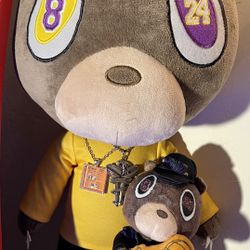 Rare XL 18” ‘I Feel like Kobe’ bear plush w/chains & rare 8” HOF bear keychain