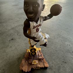 Kobe Bryant Alternate White Jersey #8 Legends Of The Court Bobblehead