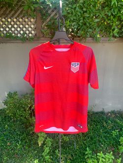 USA 2016/17 Training Jersey - Size Medium