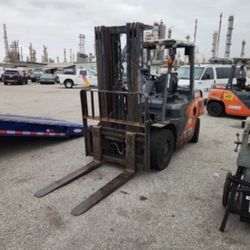 8K Toyota diesel forklift 