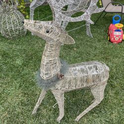 LED Twinkling reindeer
