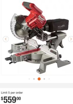 Milwaukee M18 FUEL 18V Lithium-Ion Brushless Cordless 7-1/4 in. Dual Bevel Sliding Compound Miter Saw Kit