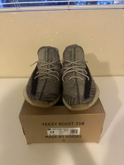 Yeezy 350 V2 Zyon