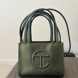 Telfar Small Purse 
