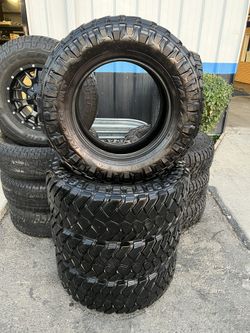 275/70R18 Tires