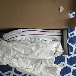 White Converse Low Size 10.