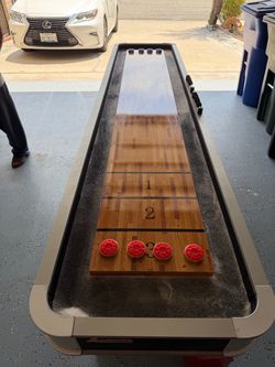 Shuffleboard Table with Pucks