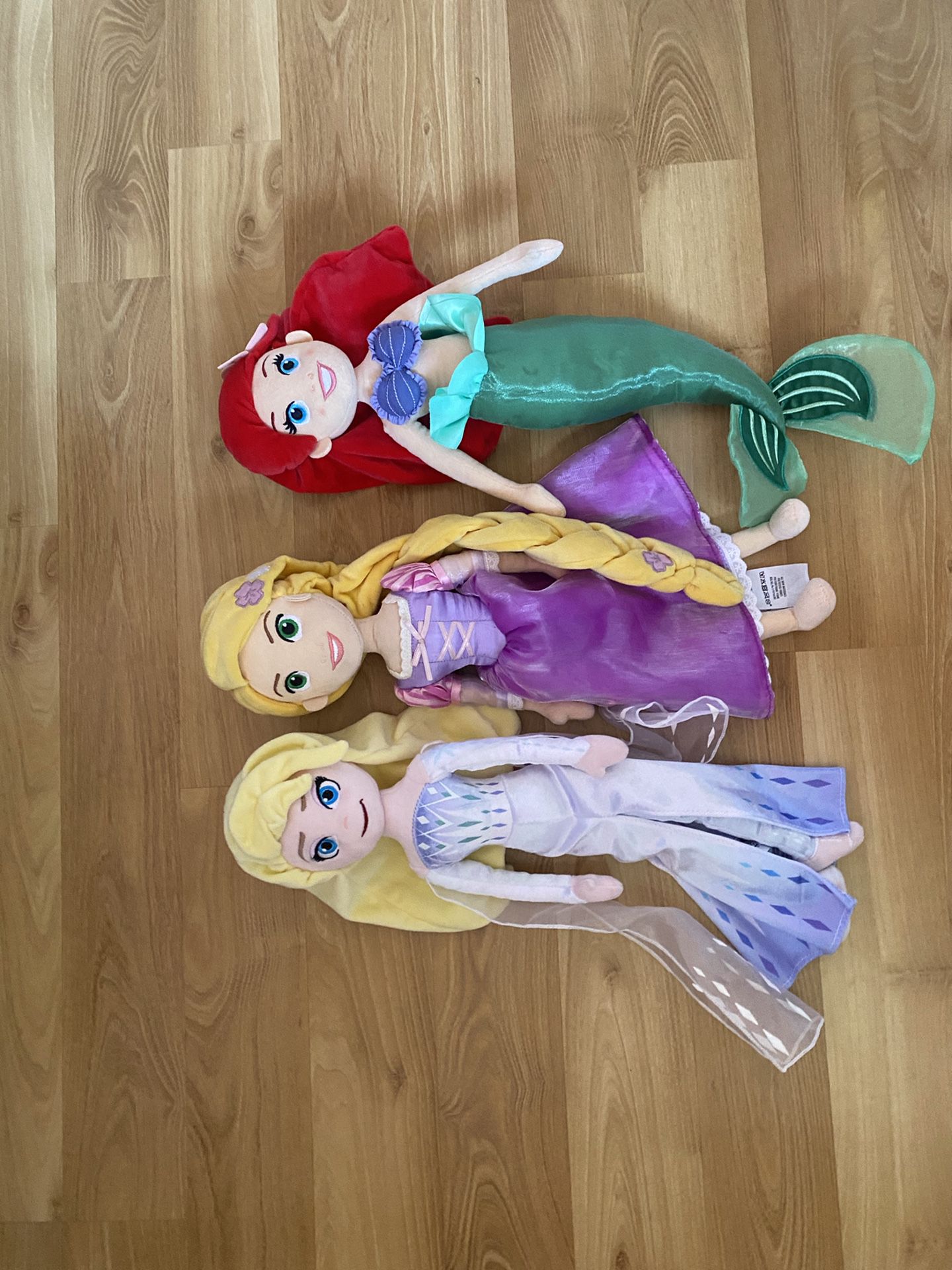5 Disney Plush Princess/Cowgirl Dolls (Jessie, Ariel, Anna, Rapunzel, and  Elsa) for Sale in Inglewood, CA - OfferUp