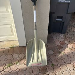 Scoopshovel