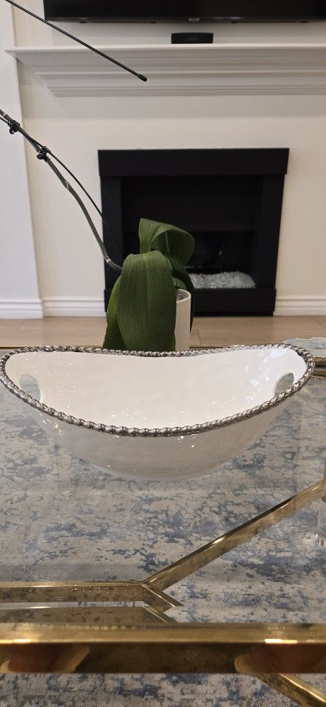 Brand New Porcelain Pampa Bay White and Silver Serving Bowl