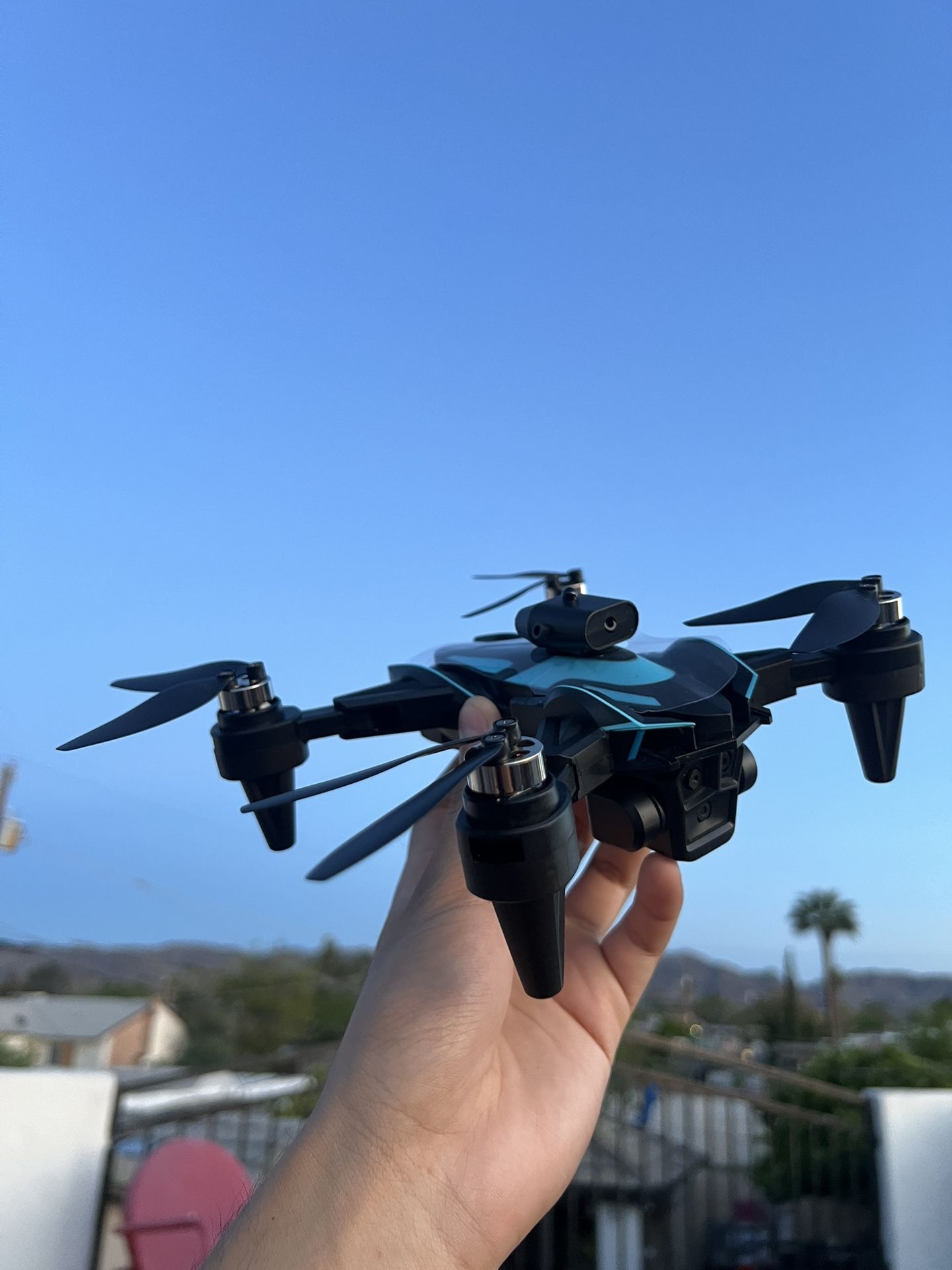 DRONE 