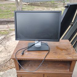 DELL Swivel Adjustable Monitor with Stand