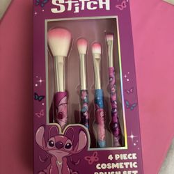 Disney Stitch Brush Set