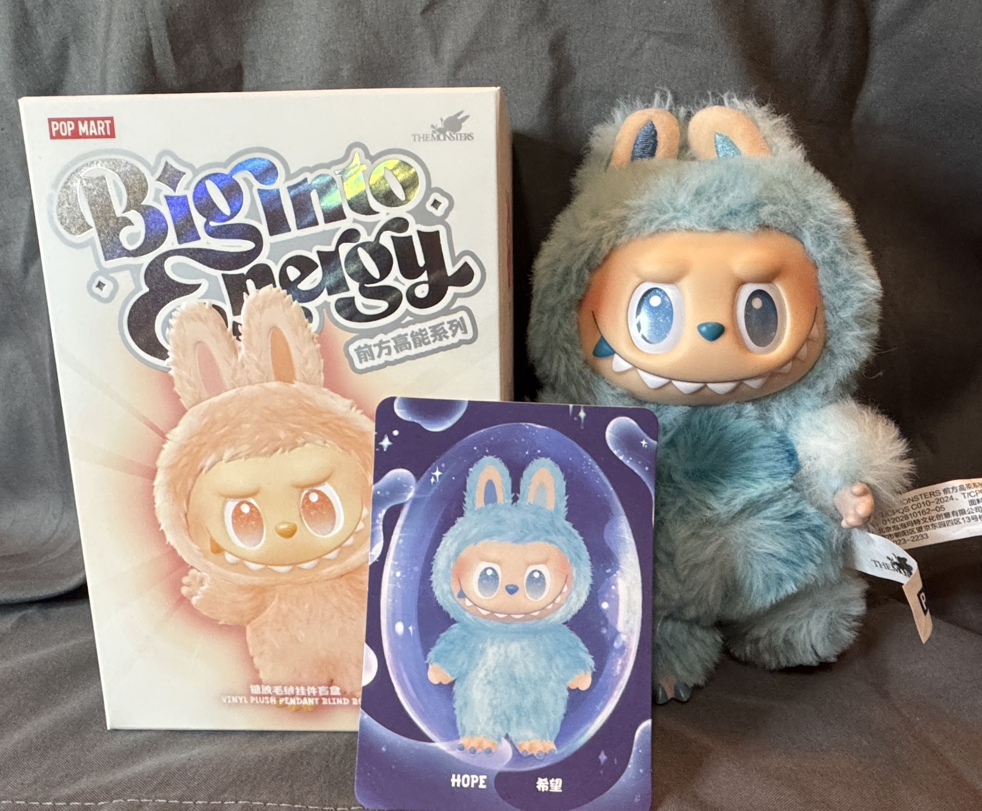 Pop Mart The Monster Big into Energy - Hope (SEALED)