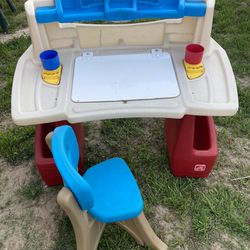Kids Desk with Chair 