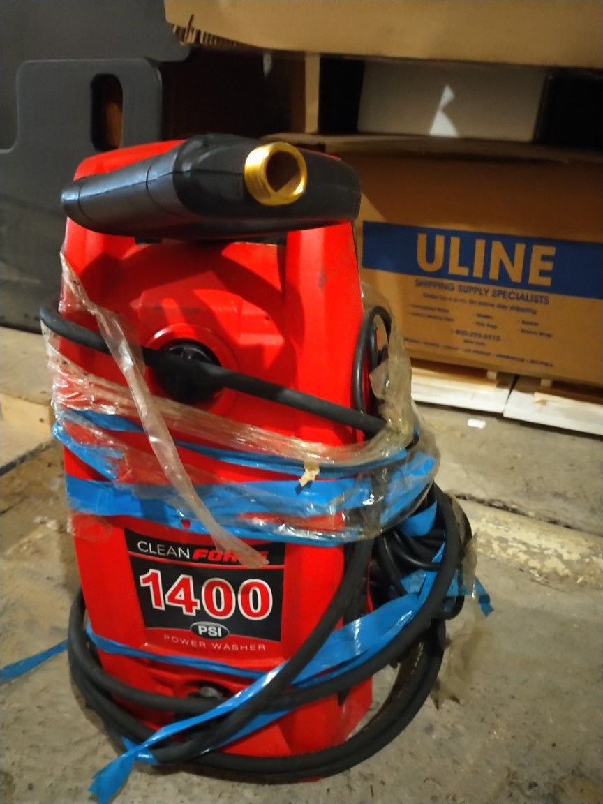 1400 PSI Power Washer