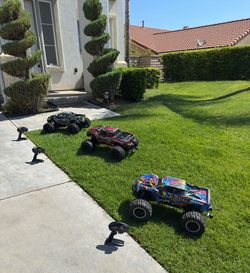 Traxxas x-maxx $650 each firm