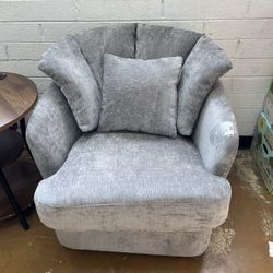 Meryl 32'' Wide Upholstered Swivel Barrel Chair
