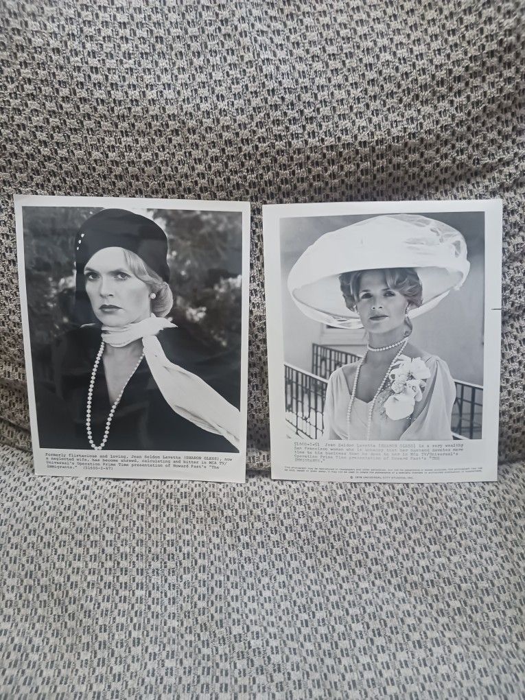 Actress Sharon Gless Vintage Promotional Set of Photographs.