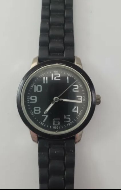 Quartz Watch Unisex Black Rubber
