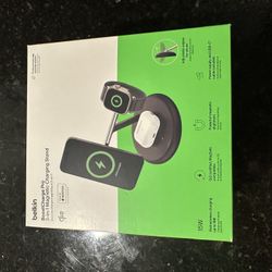 Belkin BoostCharge Pro 3-in-1 Magnetic Charging Stand Black