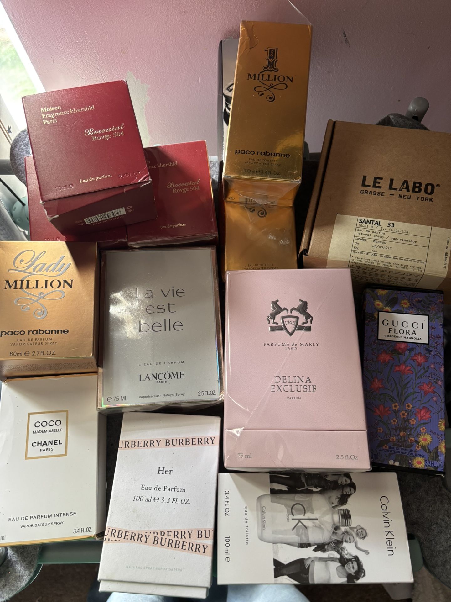 Colognes/perfumes