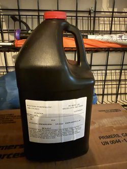 Brand new WC294 SMOKELESS RELOADING POWDER 8lb Canister
