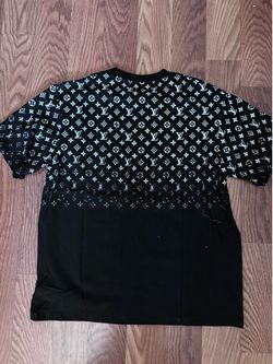 Lv shirt