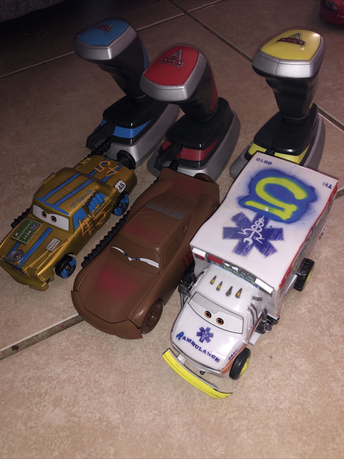 Disney Pixar Cars 3 Thunder Hollow Demolition Racers Crash Toy Set Launcher
