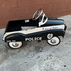 Pedal car