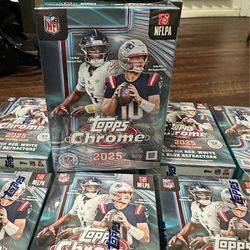 Topps Chrome football hanger box