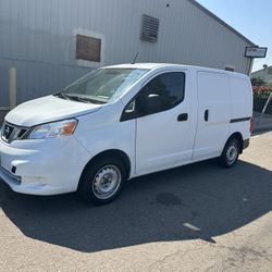 2017 Nissan Nv200