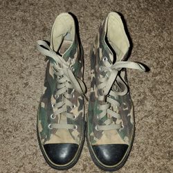 Rare Men's Camo + Black Hi-top Converse (Size 10)