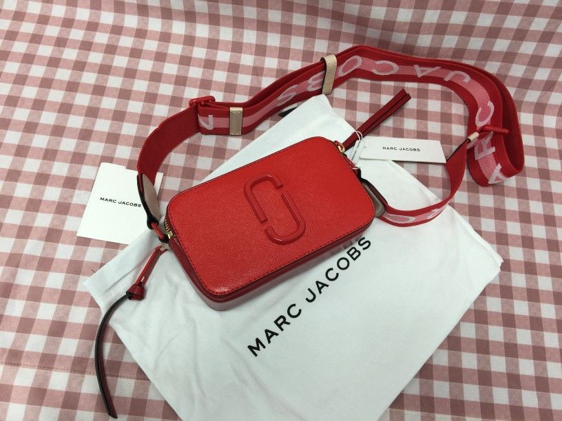 Marc Jacobs Snapshot Crossbody Bag Sandcastle Red Multi
