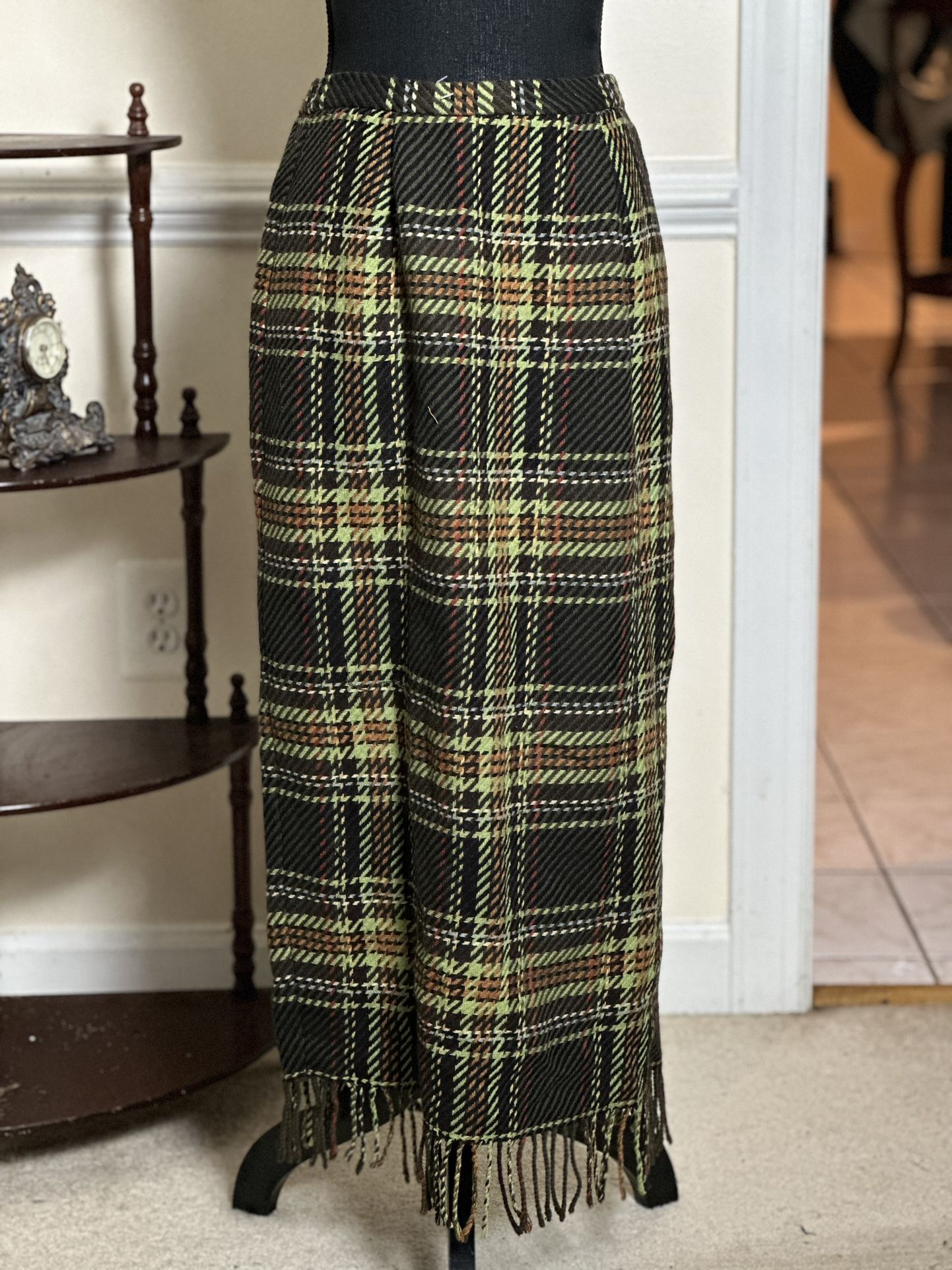Vintage Requirements Midi Fringed Plaid Skirt