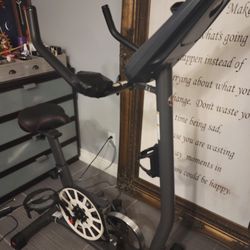 NICE SCHWIIN EXERCISE BIKE