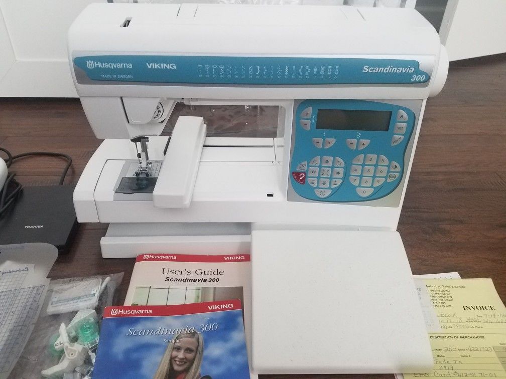 Husqvarna Viking Scandinavia 300 sewing machine