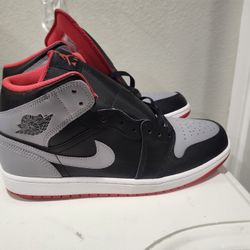New Nike Jordan 1 Size 11.5