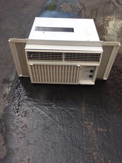 Very nice Fedders Air Conditioner