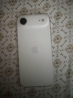 iPhone Air 256GB Cloud White -  Like New