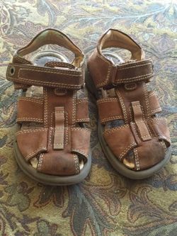 Primigi toddler boys size 11 sandals