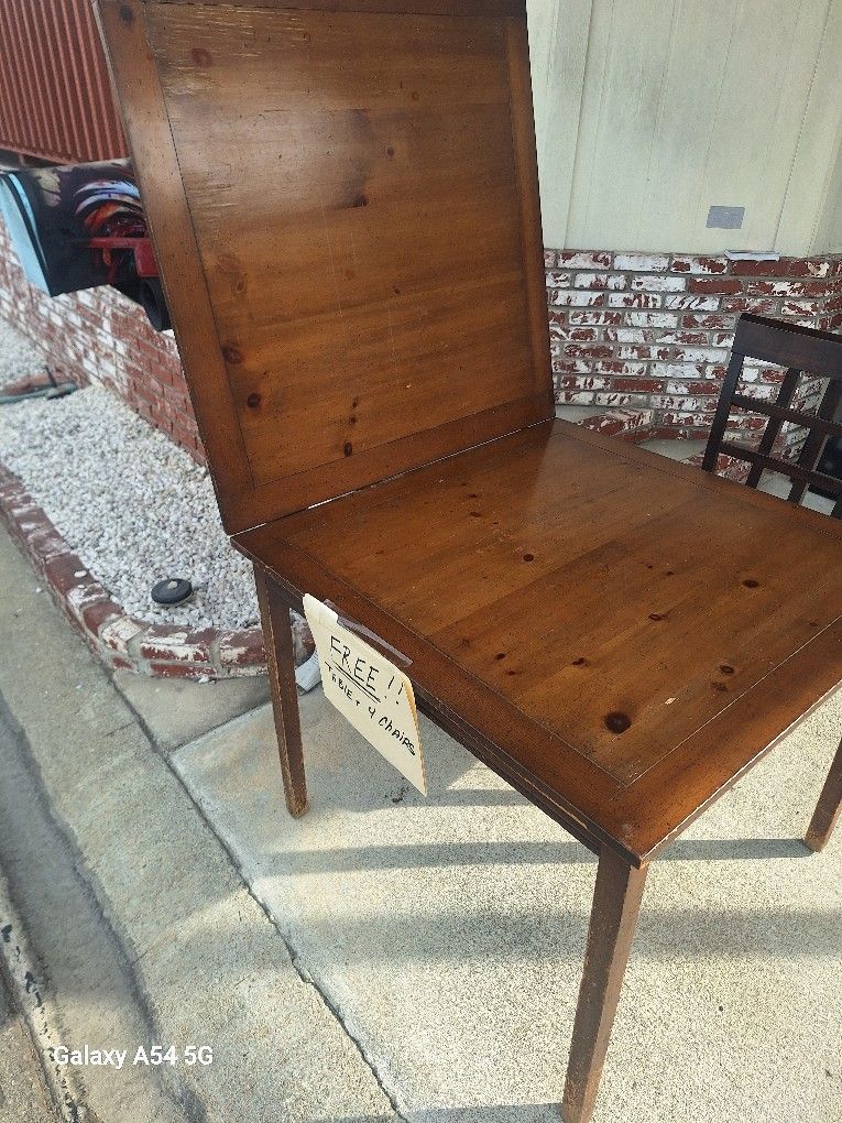 Dining Table With 4 Chairs. FREE!!! for Sale in South Gate, CA OfferUp