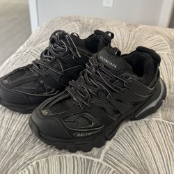 Balenciaga Track