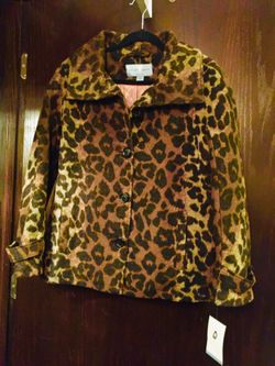 New! Cheetah quilt lined Woman’s Coat Sz M