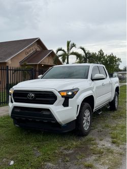 2024 Toyota Tacoma SR5