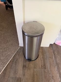 Stainless Steel Step Trash Can