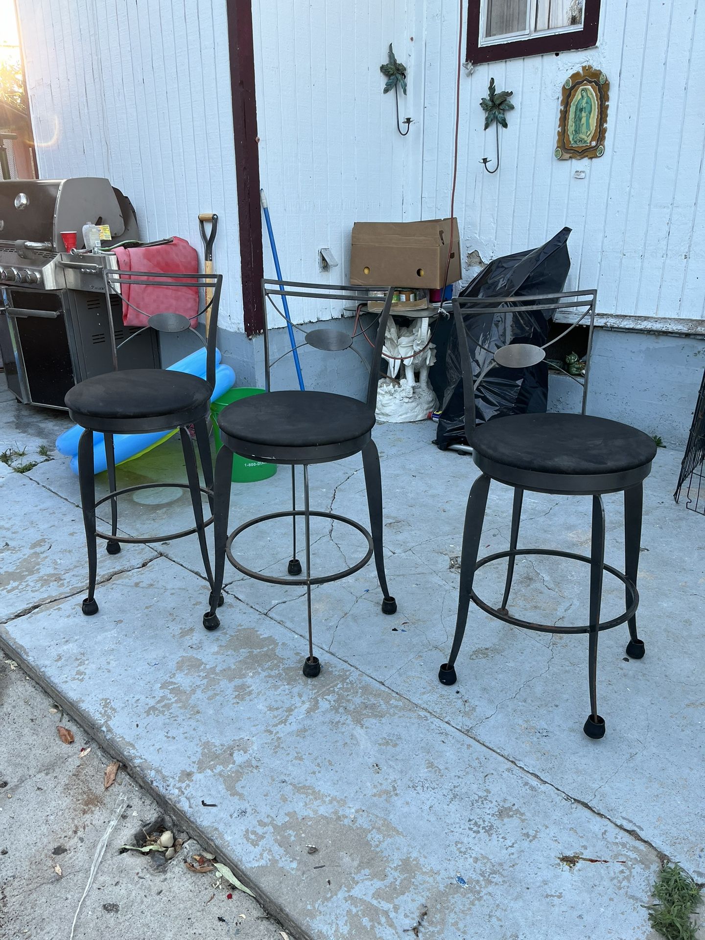 Metal And Dining Chairs