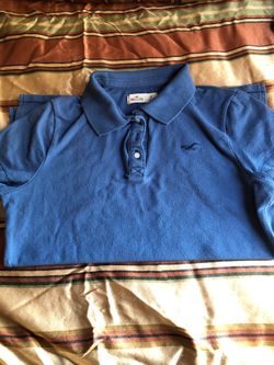 Hollister Britannia Blue. Girl Shirt Size MEDIUM