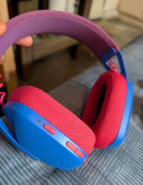 Logitech Bluetooth headphones 