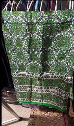 New Green Paisley Floral Print Silk Saree